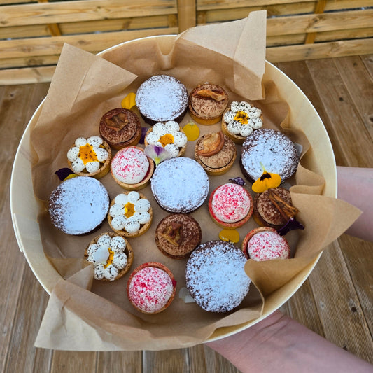 Dessert Box | 8-10 personnes
